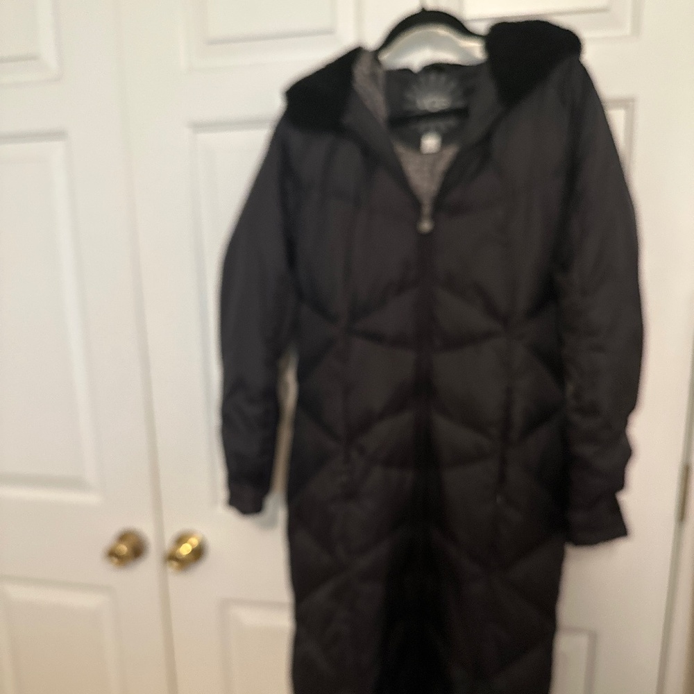 UGG full length Puffer coat with shearling hood size L